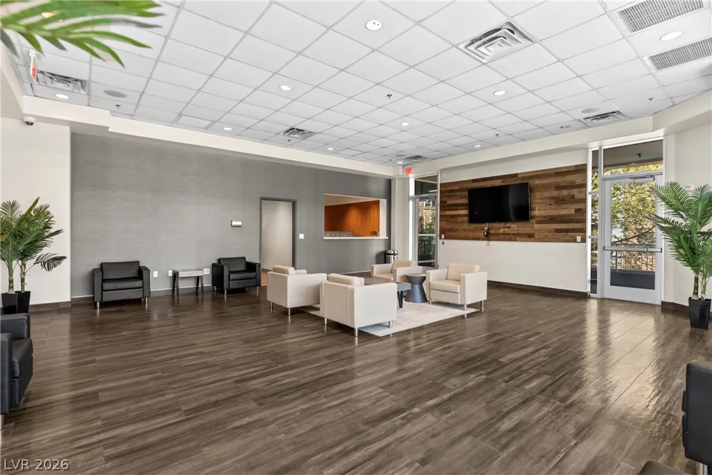 38 Serene, Las Vegas, NV 89123