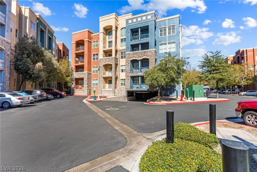 38 Serene, Las Vegas, NV 89123