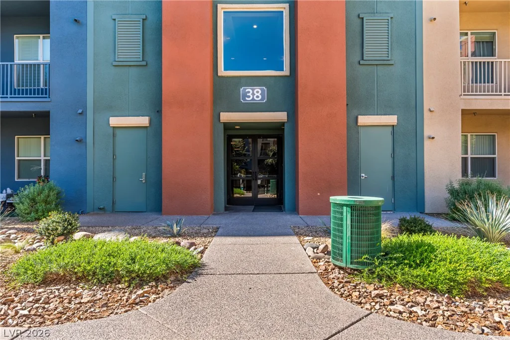 38 Serene, Las Vegas, NV 89123