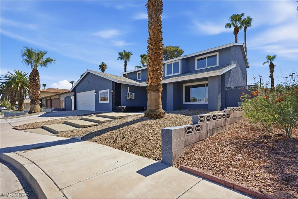 1707 Mapleton, Las Vegas, NV 89119
