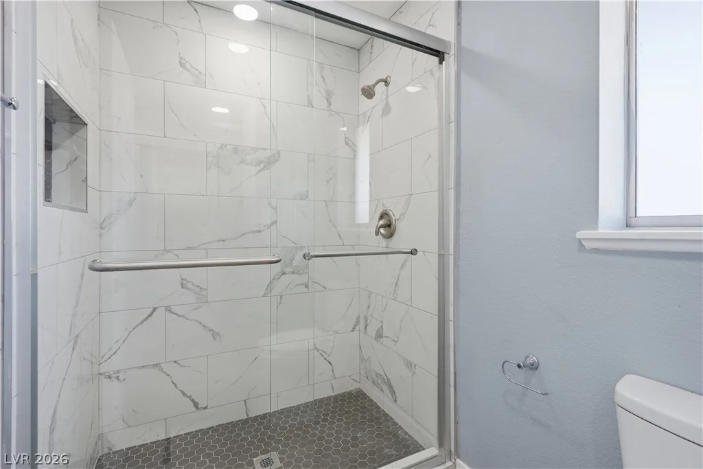 1707 Mapleton, Las Vegas, NV 89119