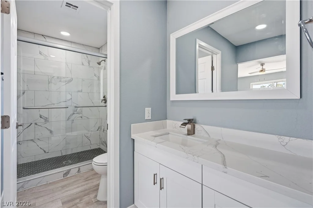 1707 Mapleton, Las Vegas, NV 89119