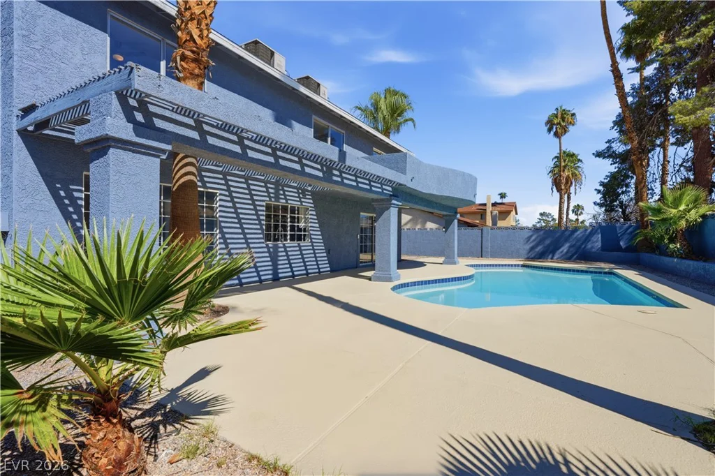 1707 Mapleton, Las Vegas, NV 89119