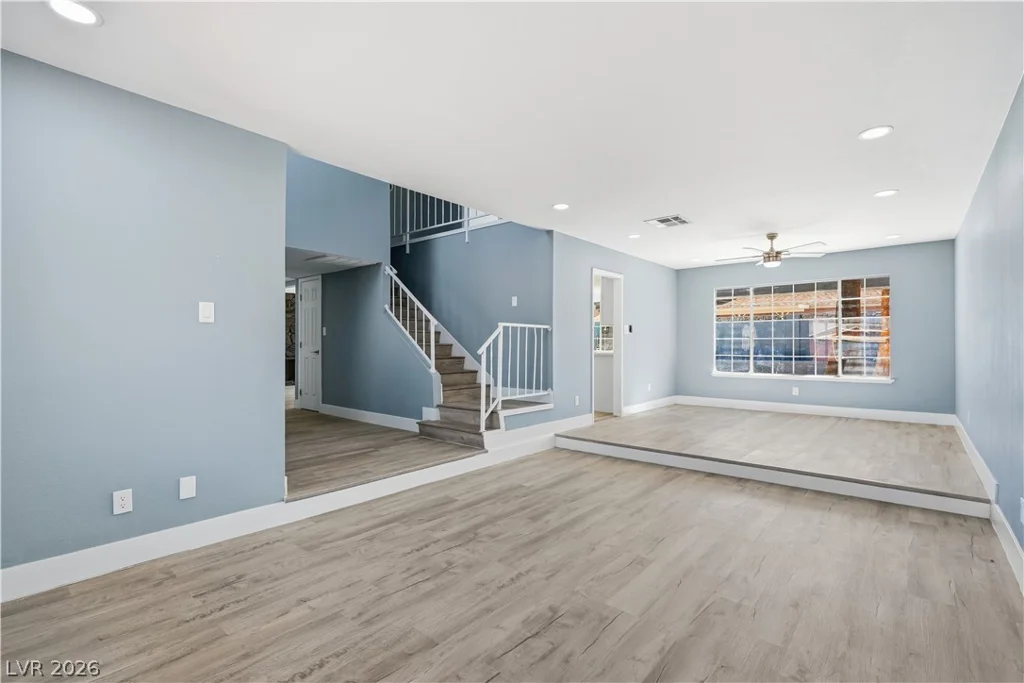 1707 Mapleton, Las Vegas, NV 89119