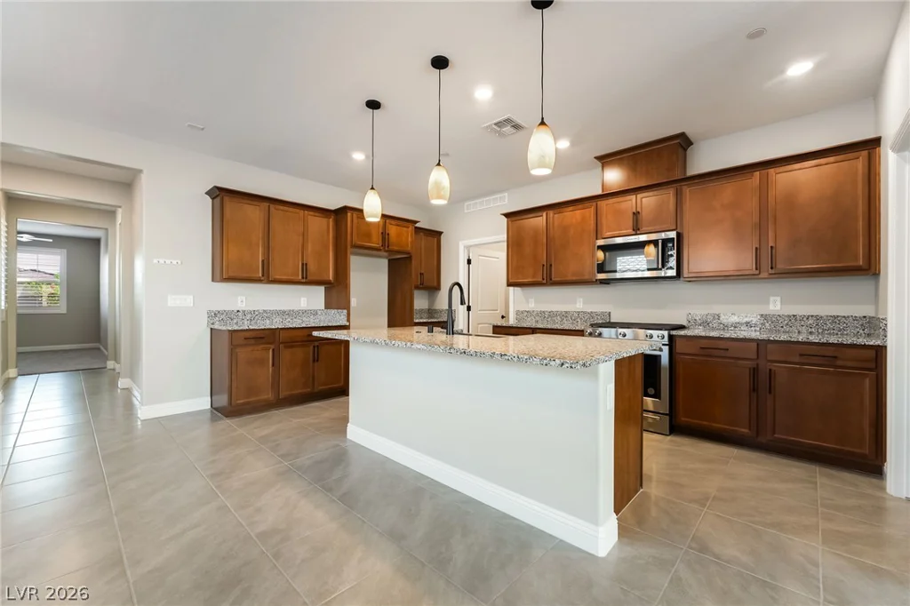 53 Lake Bluff, Henderson, NV 89011