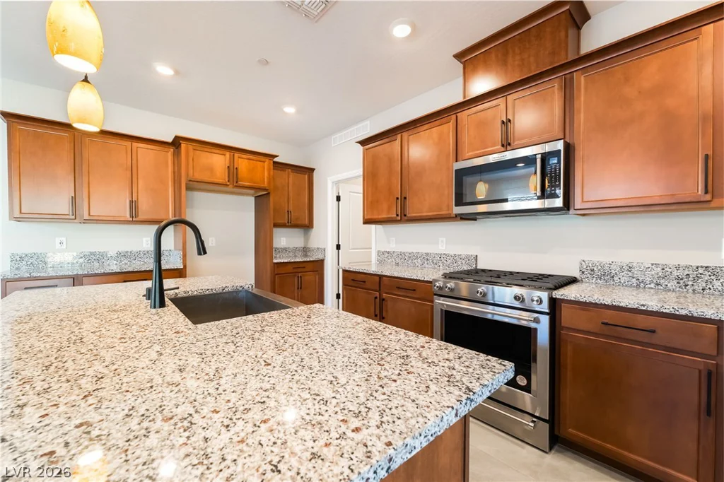 53 Lake Bluff, Henderson, NV 89011