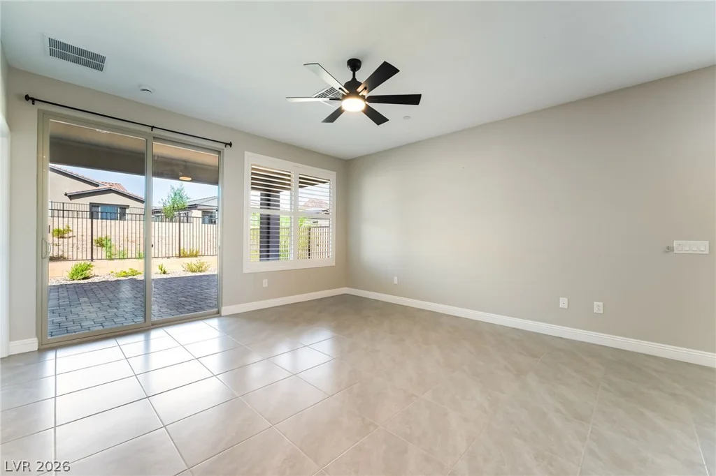 53 Lake Bluff, Henderson, NV 89011