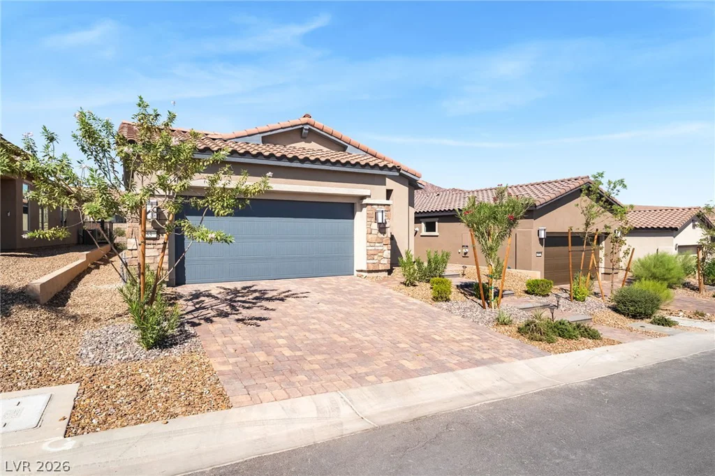 53 Lake Bluff, Henderson, NV 89011