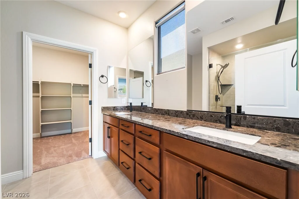 53 Lake Bluff, Henderson, NV 89011