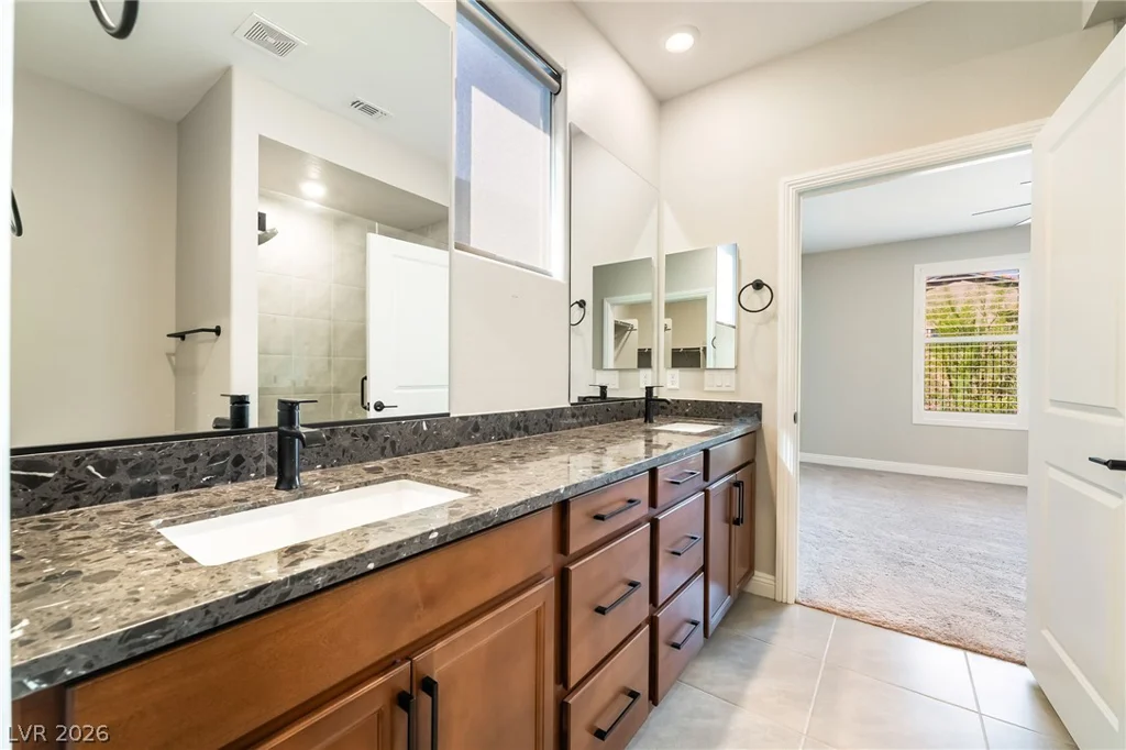 53 Lake Bluff, Henderson, NV 89011