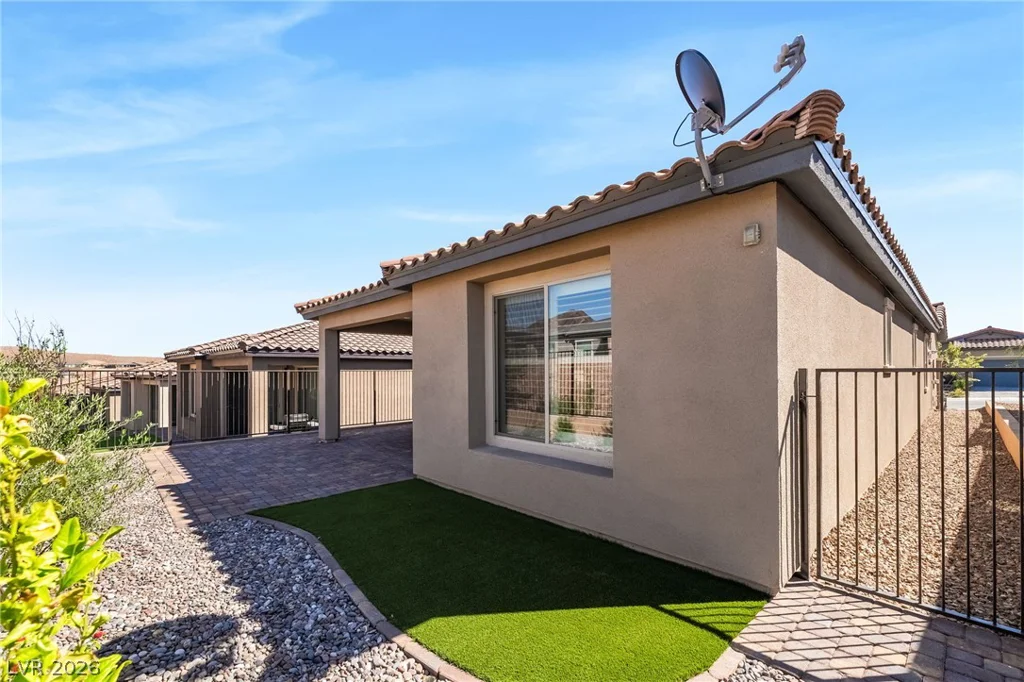 53 Lake Bluff, Henderson, NV 89011