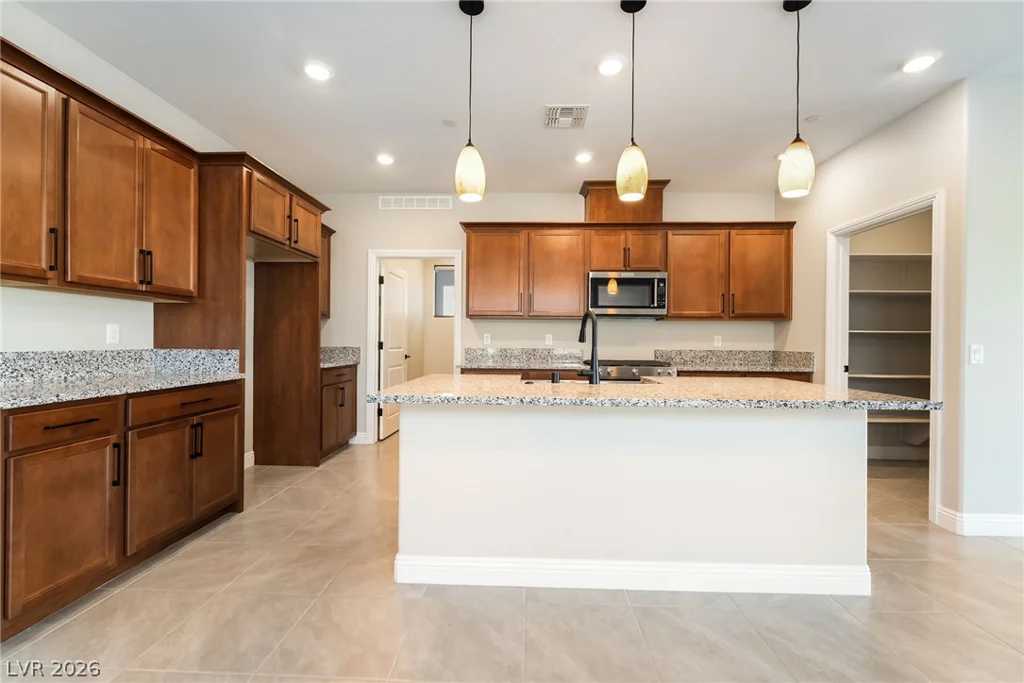 53 Lake Bluff, Henderson, NV 89011