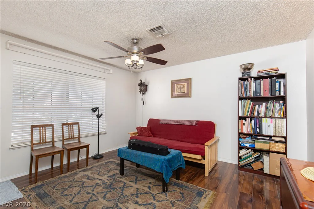6705 Waterville, Las Vegas, NV 89107