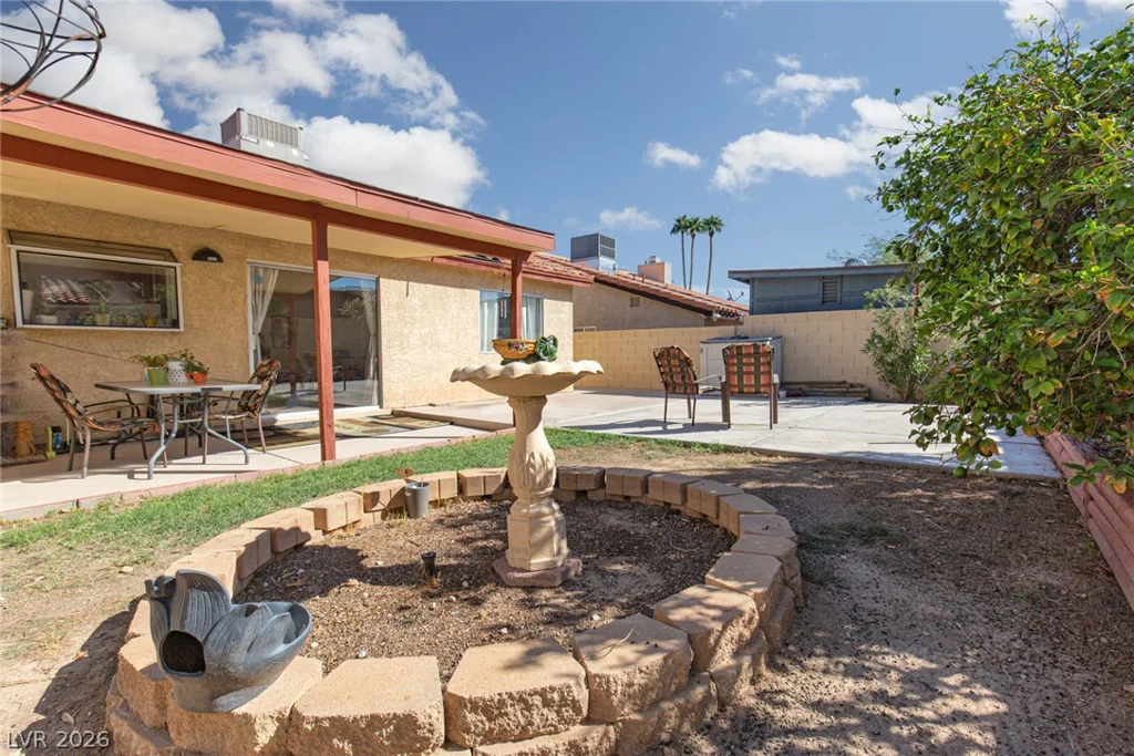 6705 Waterville, Las Vegas, NV 89107