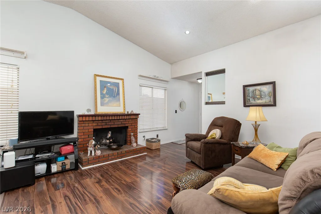 6705 Waterville, Las Vegas, NV 89107