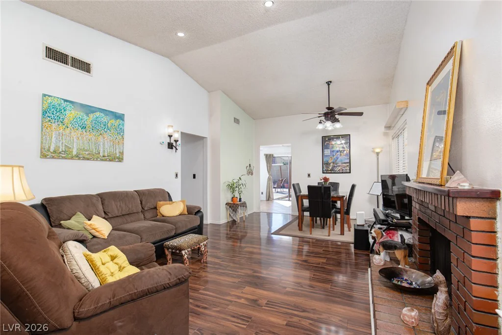 6705 Waterville, Las Vegas, NV 89107