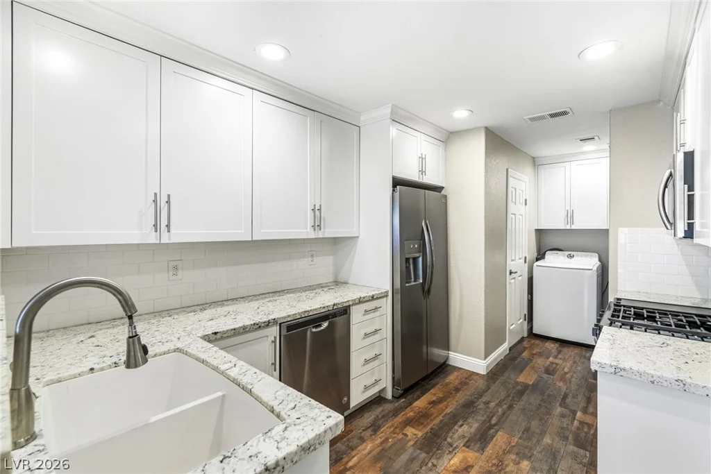 8224 Crystal Star, Las Vegas, NV 89145