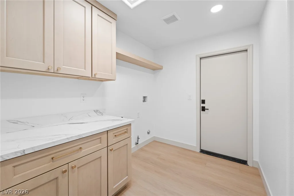 10340 Frostburg, Las Vegas, NV 89134