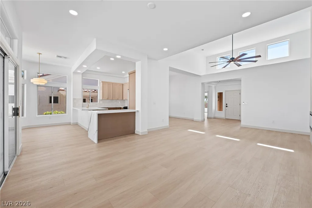 10340 Frostburg, Las Vegas, NV 89134