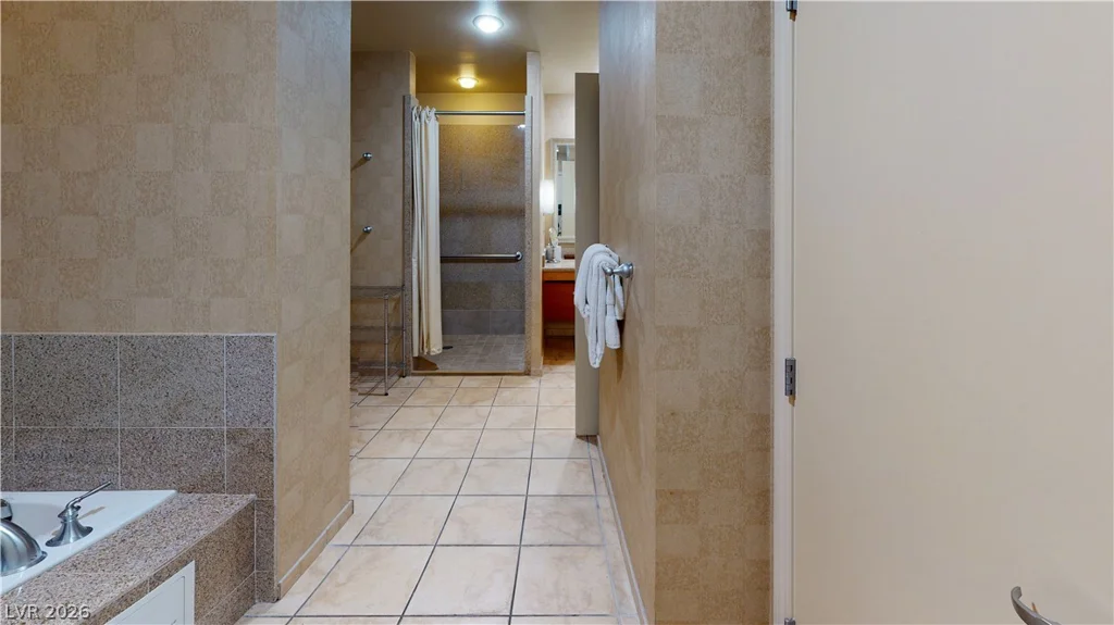 211 Flamingo, Las Vegas, NV 89169