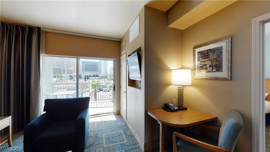 211 Flamingo, Las Vegas, NV 89169