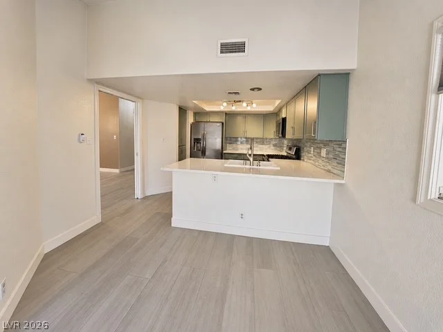 7163 Mission Hills, Las Vegas, NV 89113