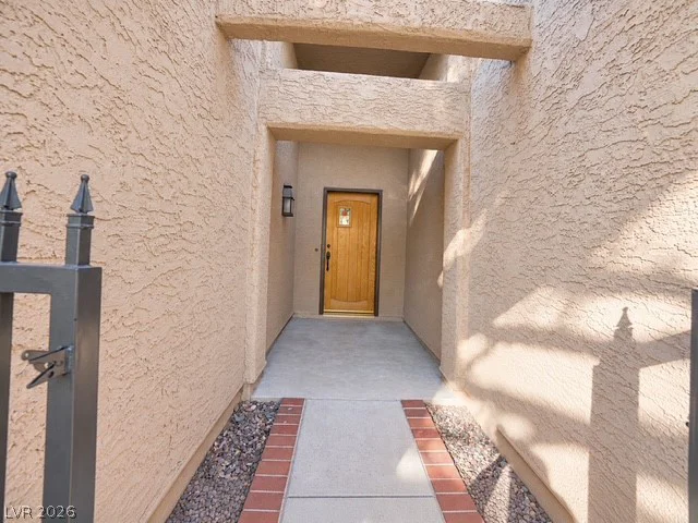7163 Mission Hills, Las Vegas, NV 89113