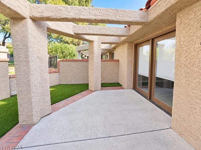 7163 Mission Hills, Las Vegas, NV 89113