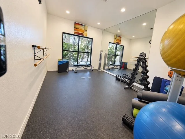 7163 Mission Hills, Las Vegas, NV 89113