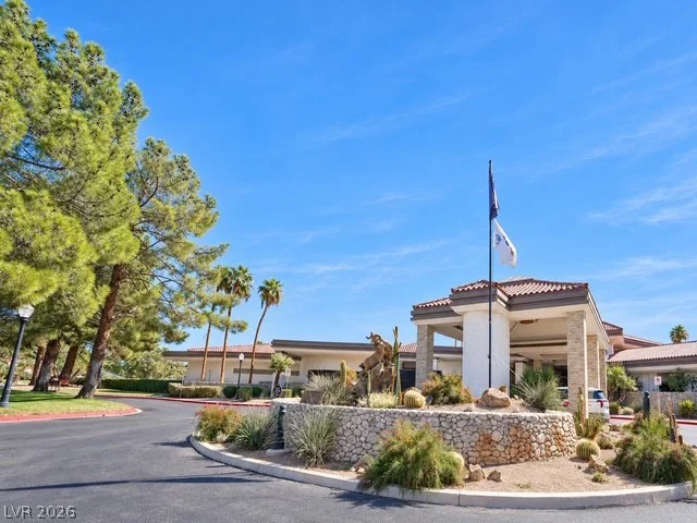 7163 Mission Hills, Las Vegas, NV 89113