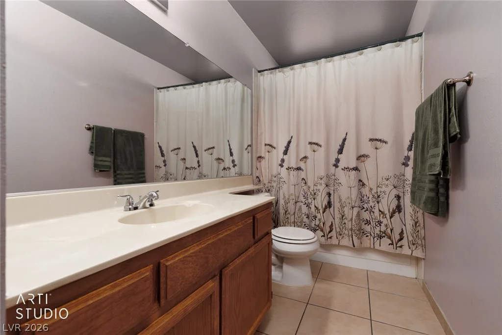 1838 Navarre, Henderson, NV 89014