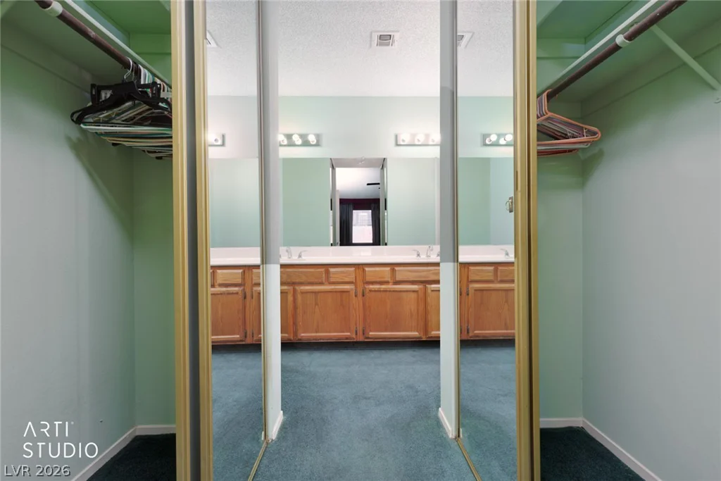 1838 Navarre, Henderson, NV 89014