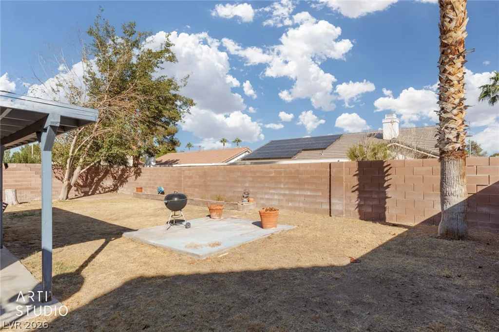 1838 Navarre, Henderson, NV 89014