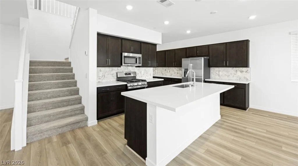 333 Adufe, Henderson, NV 89015