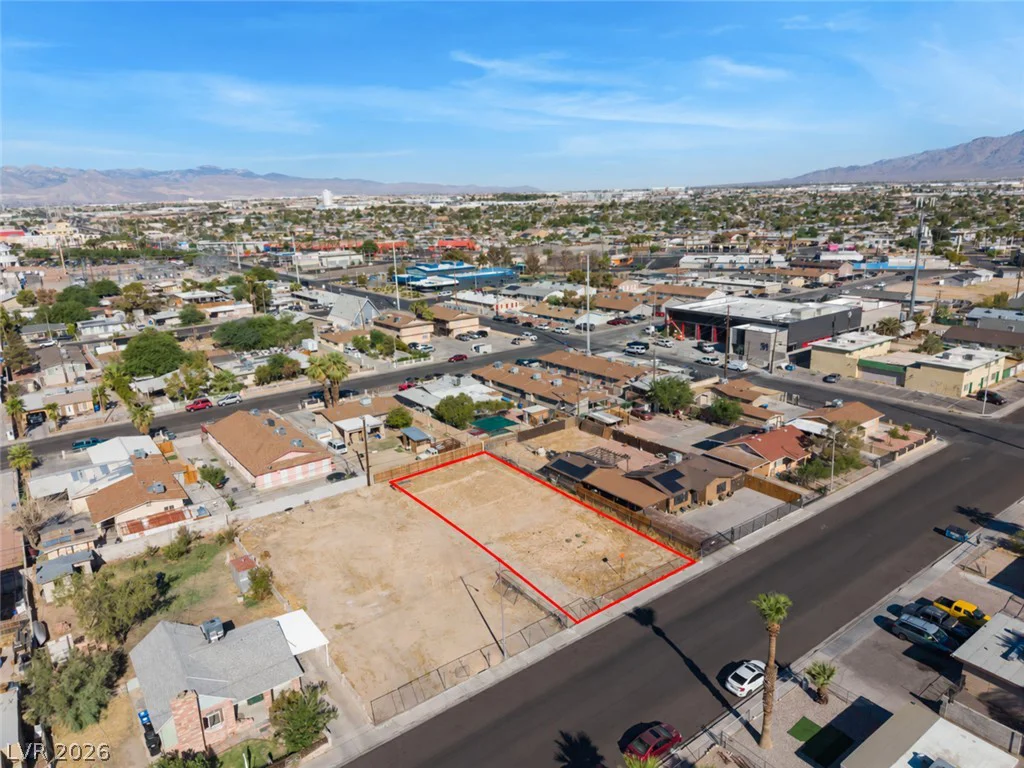 2321 McCarran, North Las Vegas, NV 89030