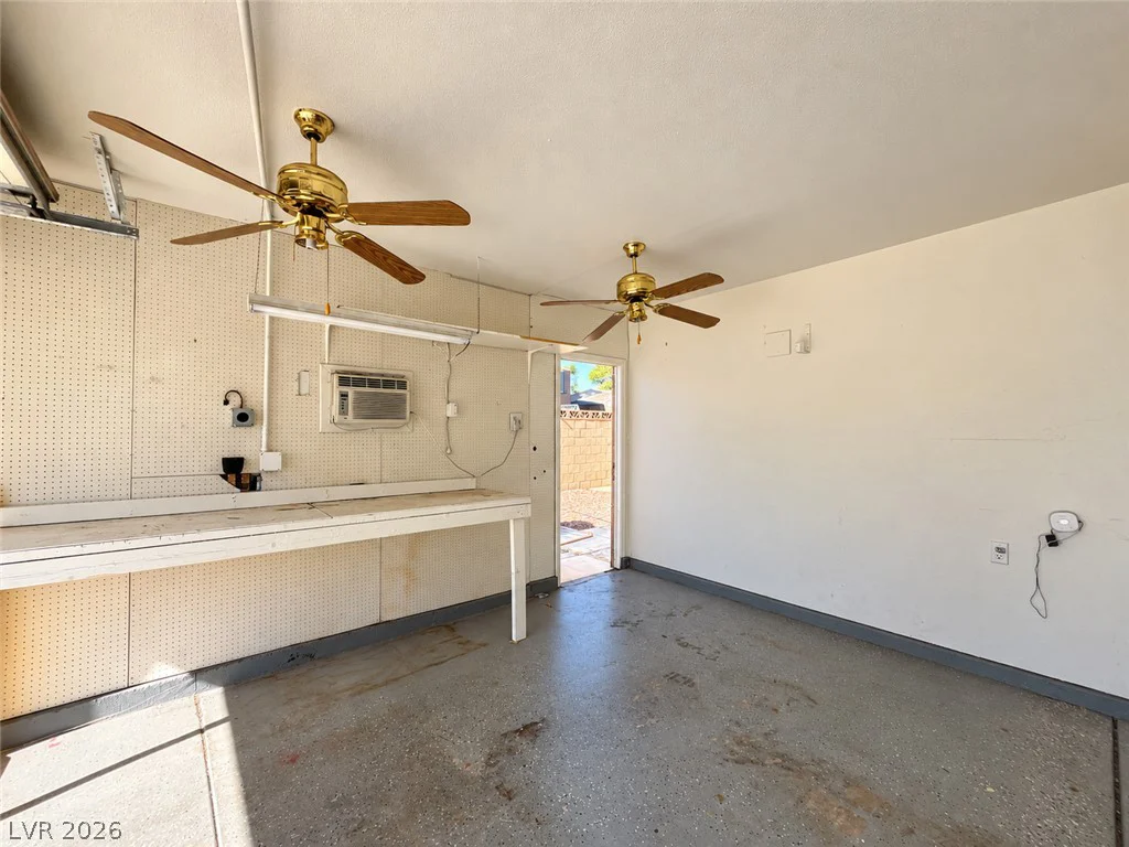 6672 Peachtree, Las Vegas, NV 89103