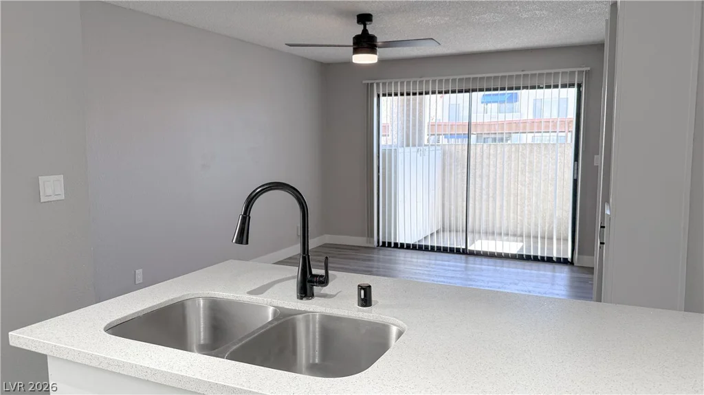 4321 Gannet, Las Vegas, NV 89103