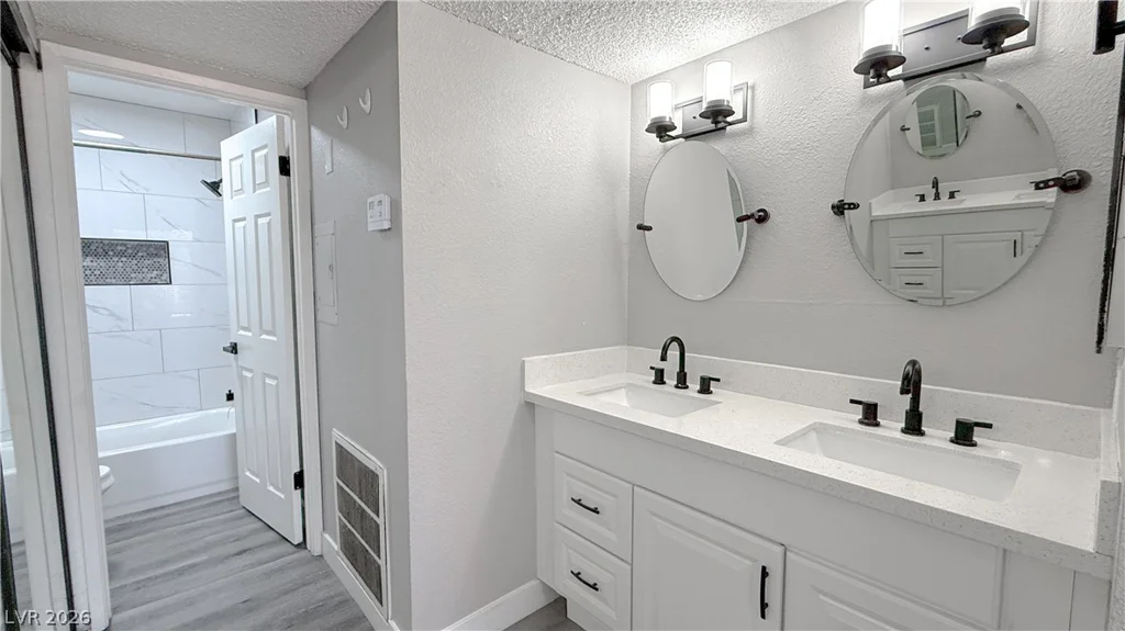 4321 Gannet, Las Vegas, NV 89103