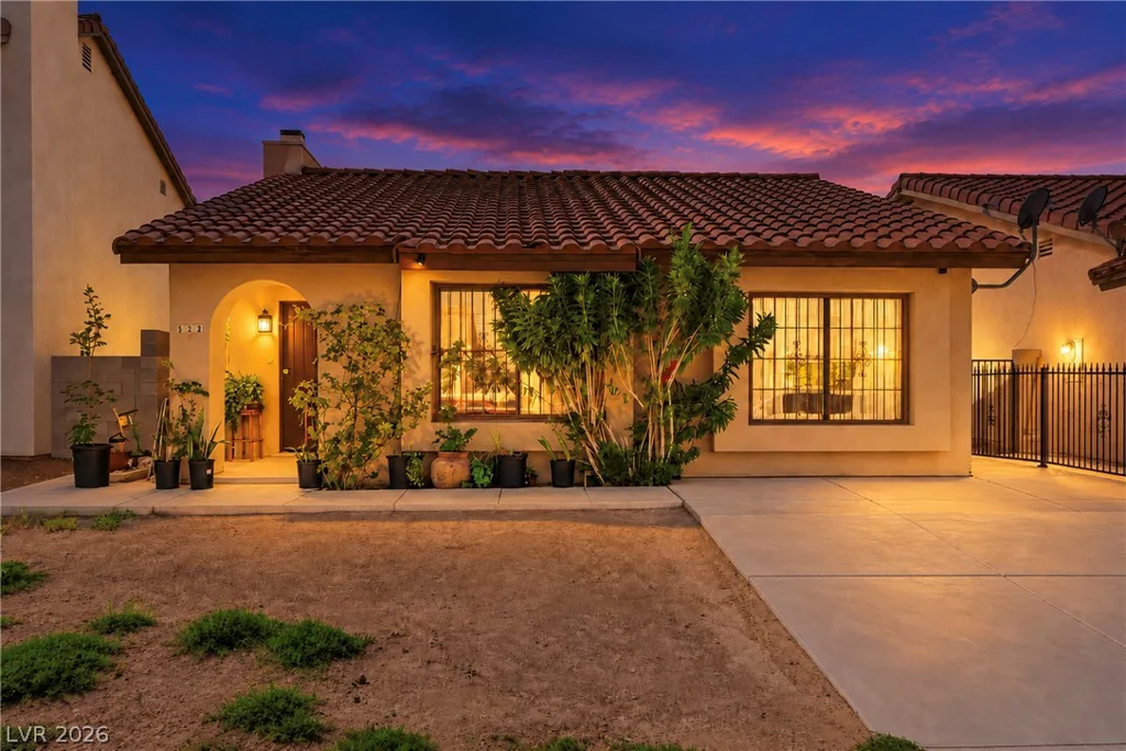 522 Bayberry, Las Vegas, NV 89110