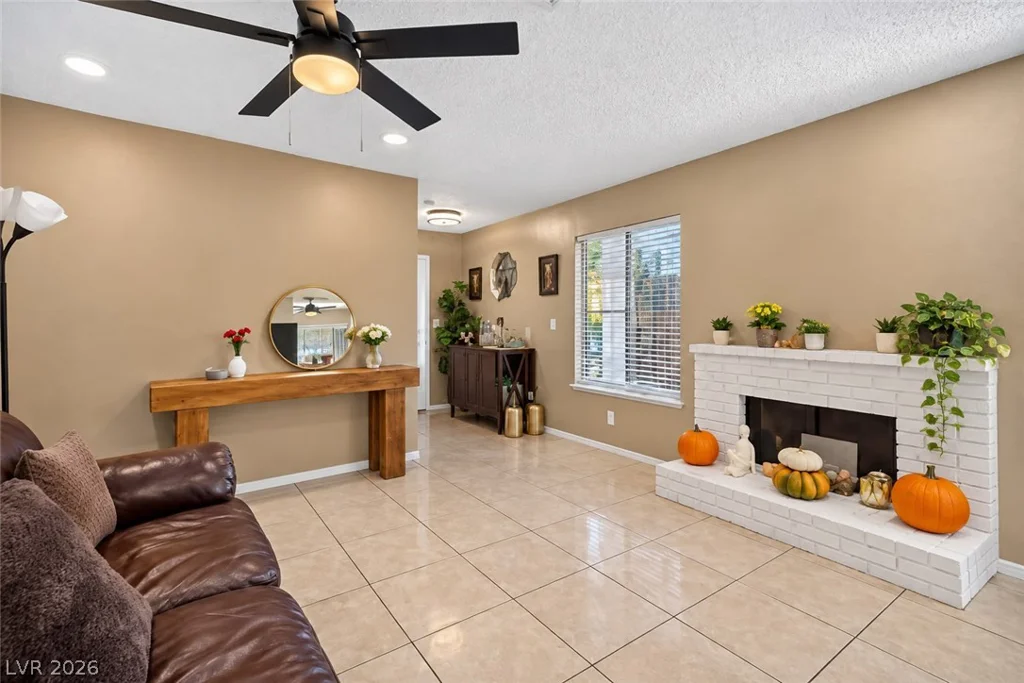 522 Bayberry, Las Vegas, NV 89110