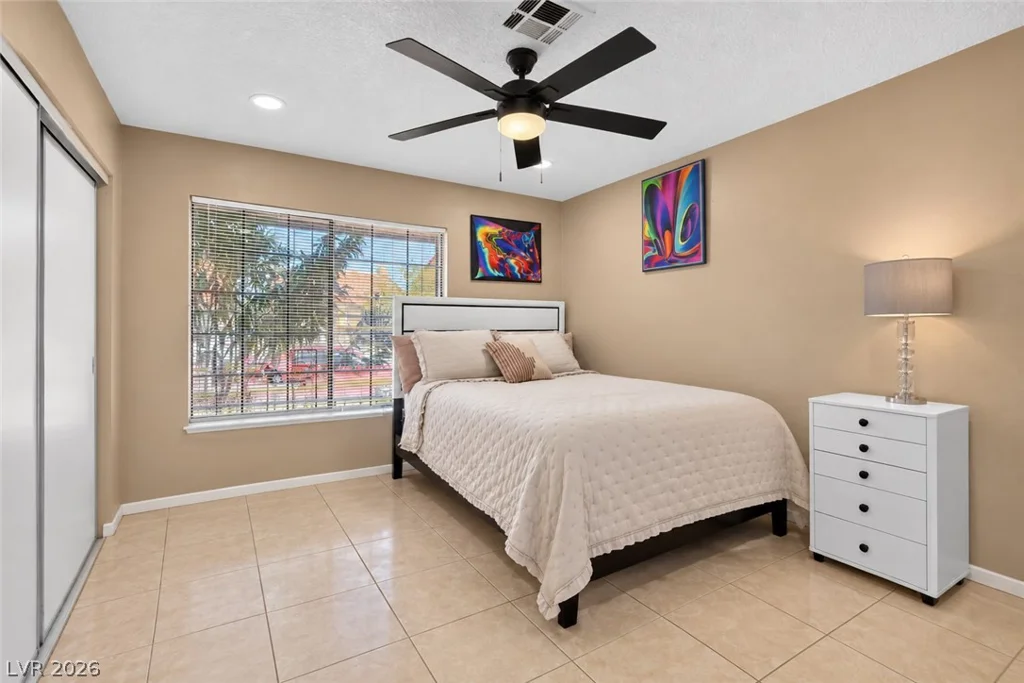 522 Bayberry, Las Vegas, NV 89110