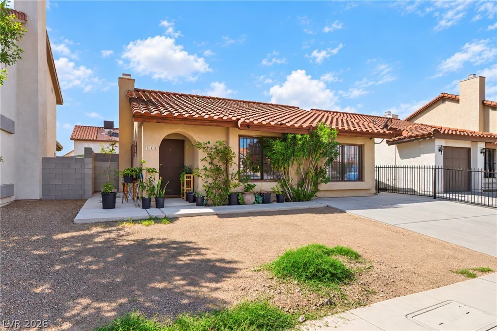522 Bayberry, Las Vegas, NV 89110