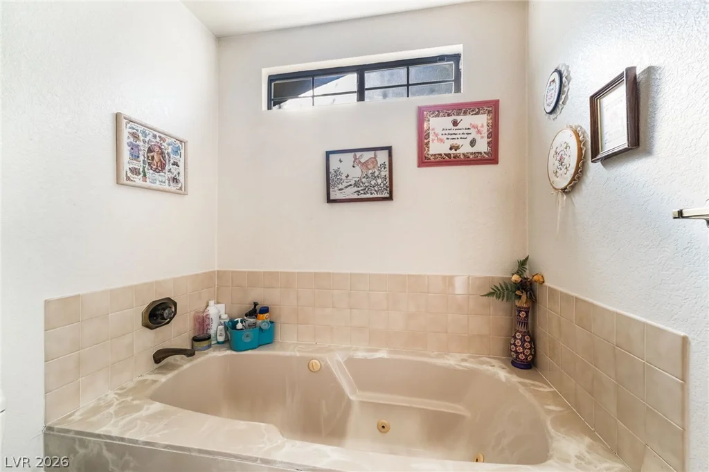 3947 Tudur, Las Vegas, NV 89119