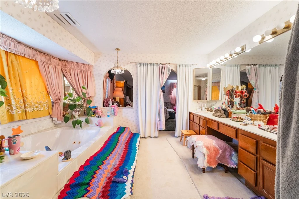 3947 Tudur, Las Vegas, NV 89119