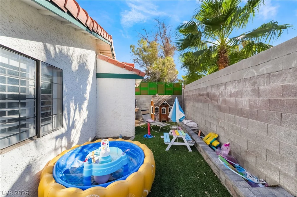 3947 Tudur, Las Vegas, NV 89119