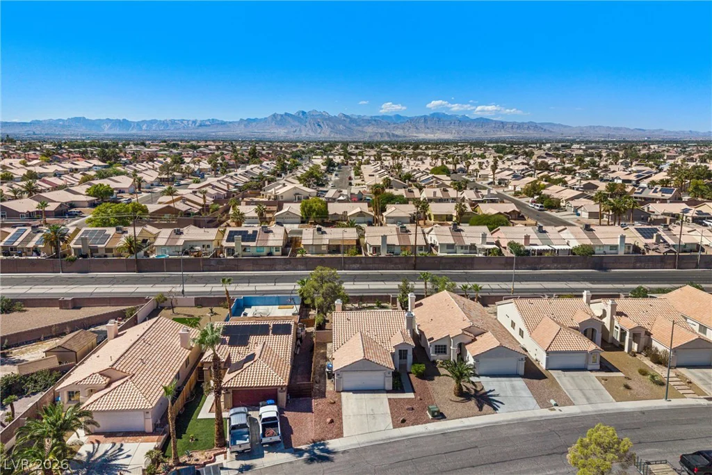 3833 Debussy, North Las Vegas, NV 89032