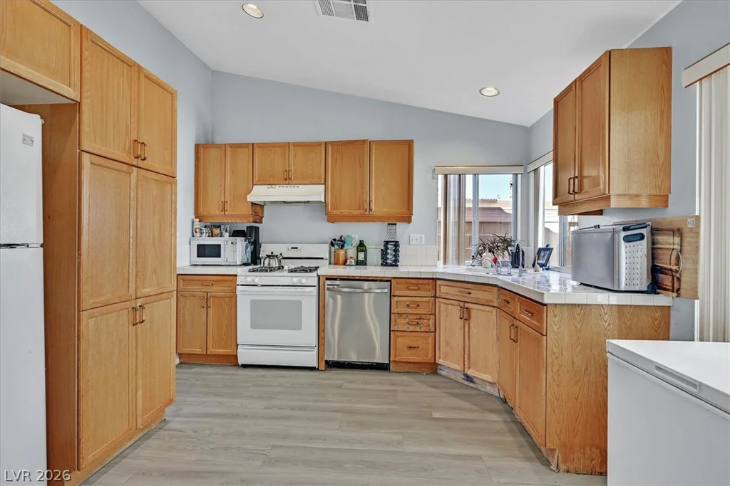 8830 Haviland, Las Vegas, NV 89123