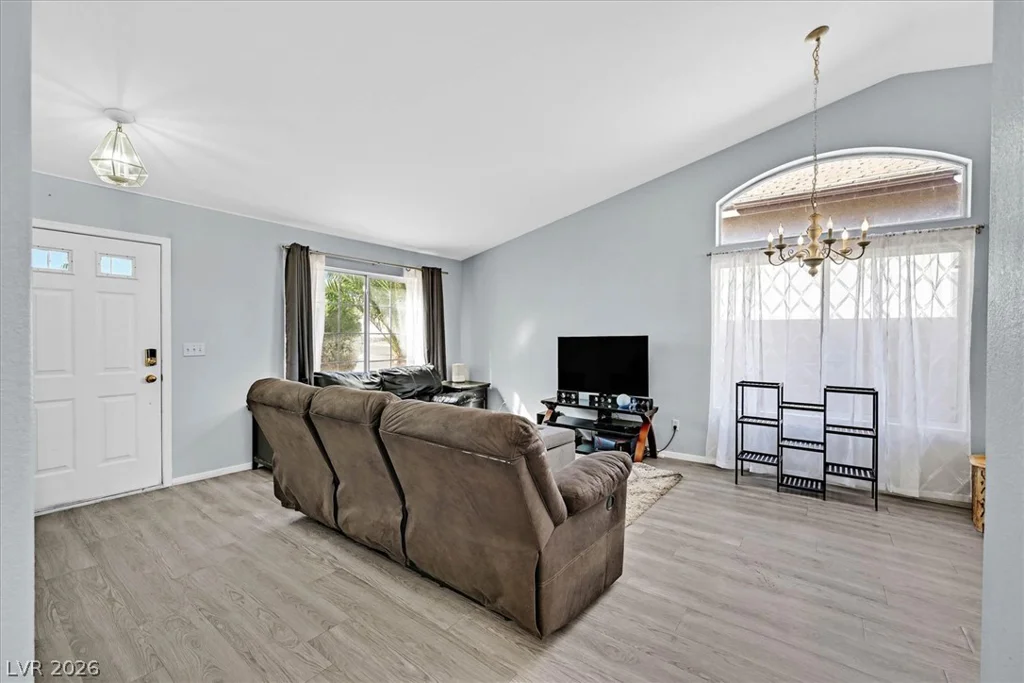 8830 Haviland, Las Vegas, NV 89123