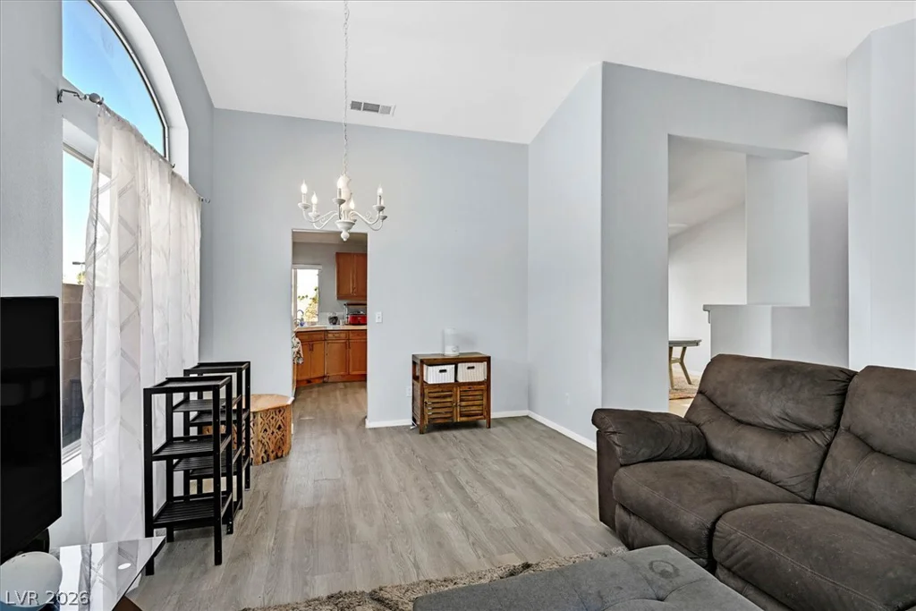 8830 Haviland, Las Vegas, NV 89123