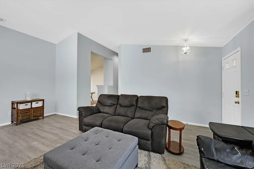 8830 Haviland, Las Vegas, NV 89123